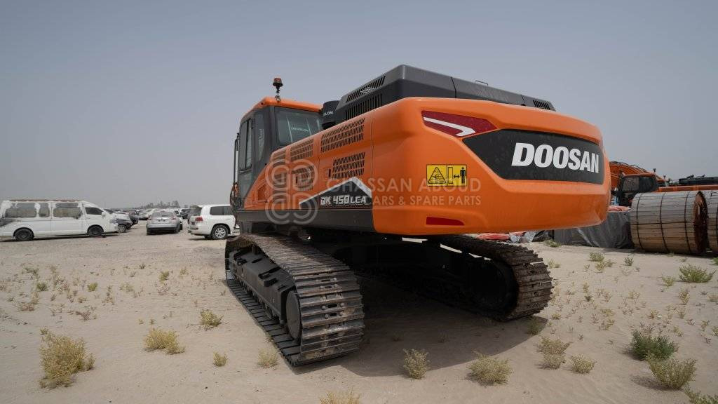 DOOSAN DX450 LCA-7M CRAWLER EXCAVATOR OPERATING WEIGHT 45 TON WITH 2.1 CBM BUCKET (HEAVY DUTY) SHOE 600MM MY2023 - Kāpurķēžu ekskavators: foto 2 DOOSAN DX450 LCA-7M CRAWLER EXCAVATOR OPERATING WEIGHT 45 TON WITH 2.1 CBM BUCKET (HEAVY DUTY) SHOE 600MM MY2023 - Kāpurķēžu ekskavators: foto 2