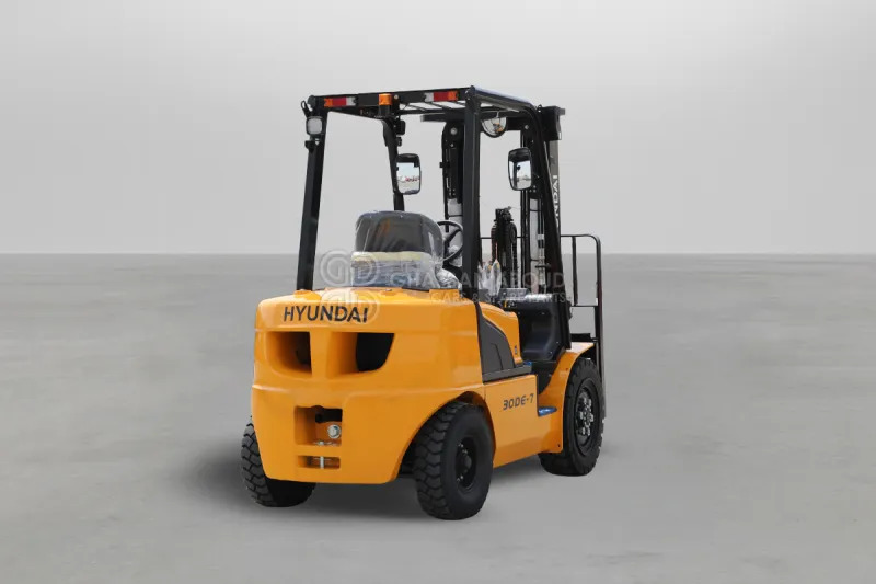 Hyundai Forklift 30DE-7 3 TONS DIESEL 3 STAGE - Dīzeļiekrāvējs: foto 5 Hyundai Forklift 30DE-7 3 TONS DIESEL 3 STAGE - Dīzeļiekrāvējs: foto 5