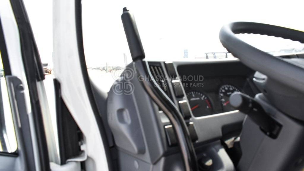 ISUZU NPR 75 DUMP TRUCK - Kravas automašīna pašizgāzējs: foto 5 ISUZU NPR 75 DUMP TRUCK - Kravas automašīna pašizgāzējs: foto 5