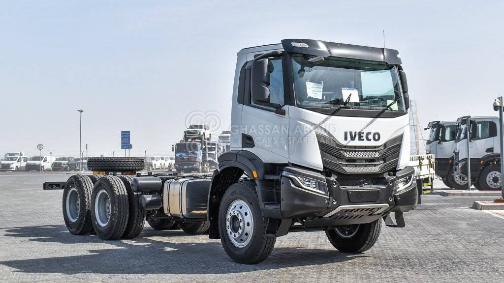IVECO T-WAY Chassis 6×4 AD380T47H WHEELBASE 4500 MY25 - Šasija kravas automašīna: foto 3 IVECO T-WAY Chassis 6×4 AD380T47H WHEELBASE 4500 MY25 - Šasija kravas automašīna: foto 3