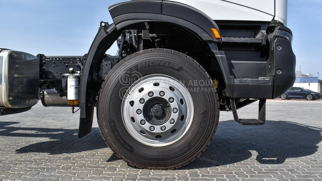 IVECO T-WAY Chassis 6×4 AD380T47H WHEELBASE 4500 MY25 - Šasija kravas automašīna: foto 4 IVECO T-WAY Chassis 6×4 AD380T47H WHEELBASE 4500 MY25 - Šasija kravas automašīna: foto 4