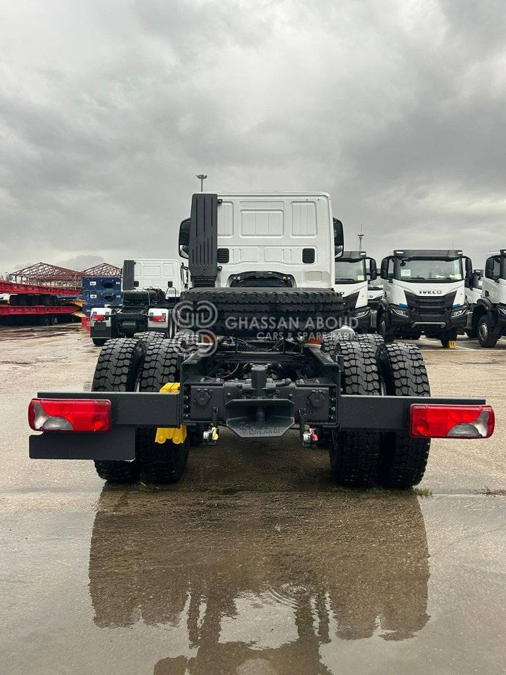 IVECO T-WAY Chassis 6×4 – GVW 33.5 Ton approx. (Tyres 12.00R20) Wheelbase 4200 MY25 - Šasija kravas automašīna: foto 3 IVECO T-WAY Chassis 6×4 – GVW 33.5 Ton approx. (Tyres 12.00R20) Wheelbase 4200 MY25 - Šasija kravas automašīna: foto 3