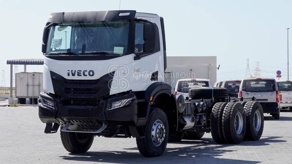 IVECO T-WAY Chassis 6×6 AD380T47WH WHEELBASE 4500 MY25 - Šasija kravas automašīna: foto 1 IVECO T-WAY Chassis 6×6 AD380T47WH WHEELBASE 4500 MY25 - Šasija kravas automašīna: foto 1