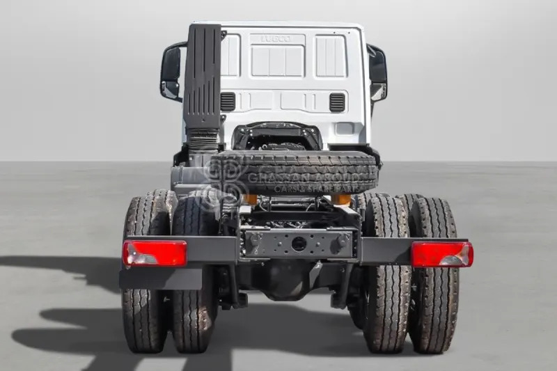 Iveco T-WAY AD380T47H 6x4 R24 Tyres Chassis - Barcelona Stock - Šasija kravas automašīna: foto 3 Iveco T-WAY AD380T47H 6x4 R24 Tyres Chassis - Barcelona Stock - Šasija kravas automašīna: foto 3