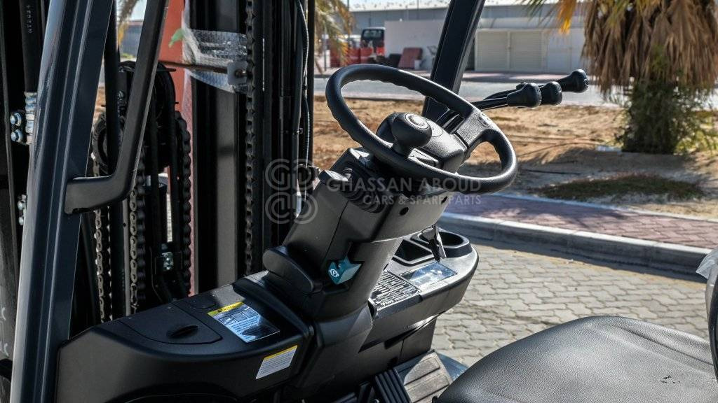 TOYOTA FORKLIFT DIESEL 3TON 3STAGE, 3LEVER 4500MM W/ SIDE SHIFT MY24 - Dīzeļiekrāvējs: foto 4 TOYOTA FORKLIFT DIESEL 3TON 3STAGE, 3LEVER 4500MM W/ SIDE SHIFT MY24 - Dīzeļiekrāvējs: foto 4