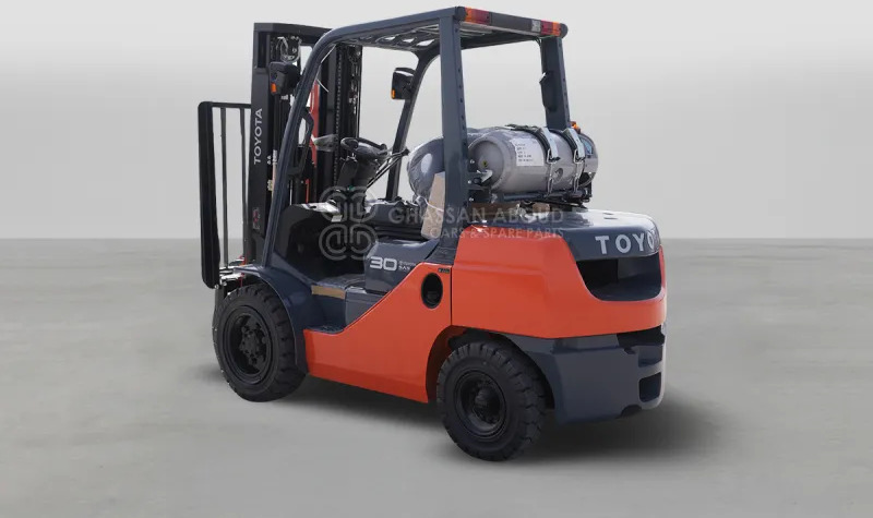Toyota 32-8FG30 3 Tons Gasoline / LPG 3 Stage Forklift - Gāzes iekrāvējs: foto 5 Toyota 32-8FG30 3 Tons Gasoline / LPG 3 Stage Forklift - Gāzes iekrāvējs: foto 5