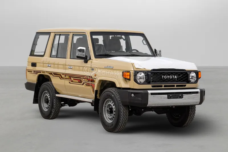 Toyota Land Cruiser HardTop LC76 4X4 - Vieglā automašīna: foto 1 Toyota Land Cruiser HardTop LC76 4X4 - Vieglā automašīna: foto 1