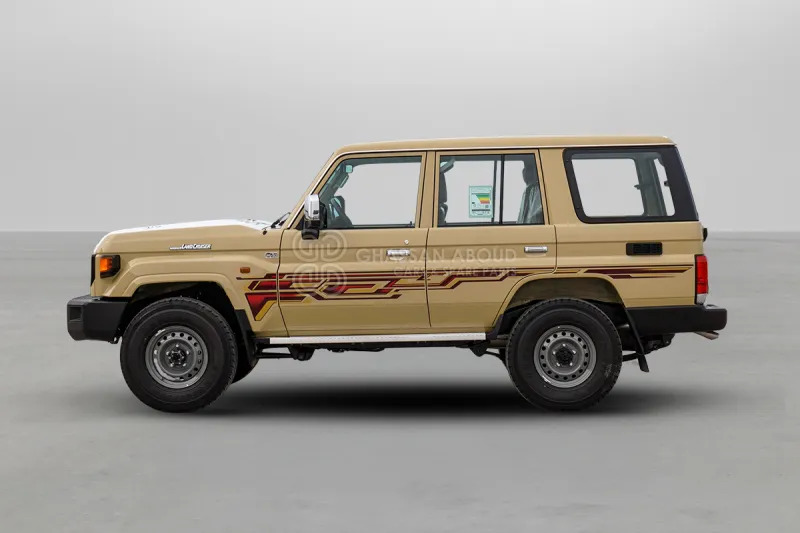 Toyota Land Cruiser HardTop LC76 4X4 - Vieglā automašīna: foto 3 Toyota Land Cruiser HardTop LC76 4X4 - Vieglā automašīna: foto 3
