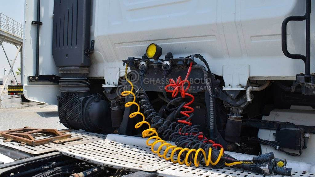 Vilcējs IVECO AS440S46T/P A/T with Adblue Euro 6 MY 2017: foto 13