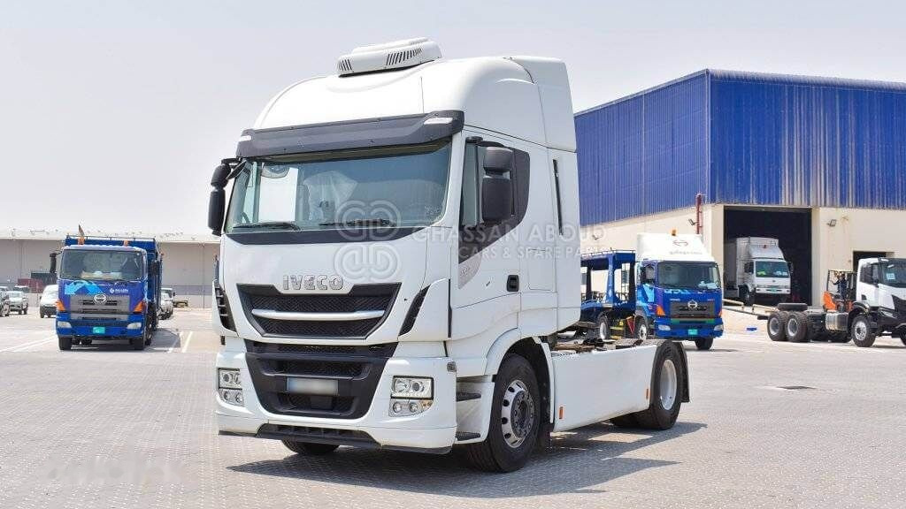Vilcējs IVECO AS440S46T/P: foto 1