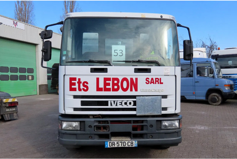 Iveco Eurocargo FUEL (DIESEL/PETROL) 8000 LITERS, COMP: 3500L,1000L, 3500L - Autocisterna, Kravas auto ar manipulatoru: foto 2 Iveco Eurocargo FUEL (DIESEL/PETROL) 8000 LITERS, COMP: 3500L,1000L, 3500L - Autocisterna, Kravas auto ar manipulatoru: foto 2