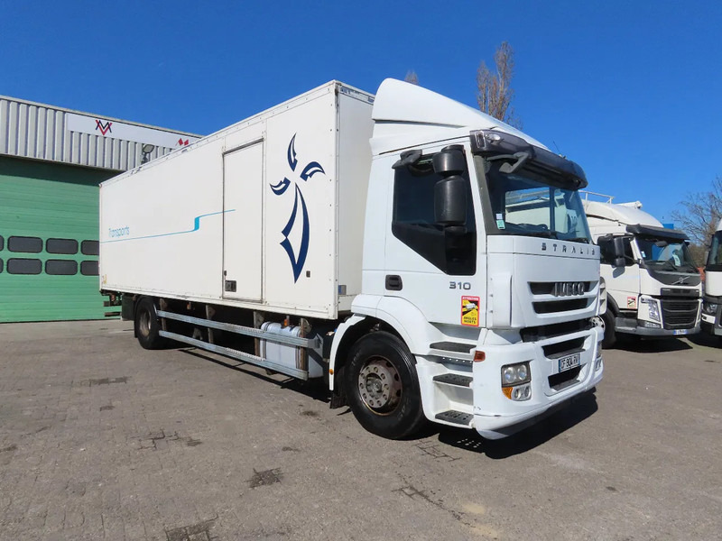 Iveco Stralis 310 EEV . 8 meter box! Retarder, Great condition! - Kravas automašīna ar slēgto virsbūvi: foto 1 Iveco Stralis 310 EEV . 8 meter box! Retarder, Great condition! - Kravas automašīna ar slēgto virsbūvi: foto 1