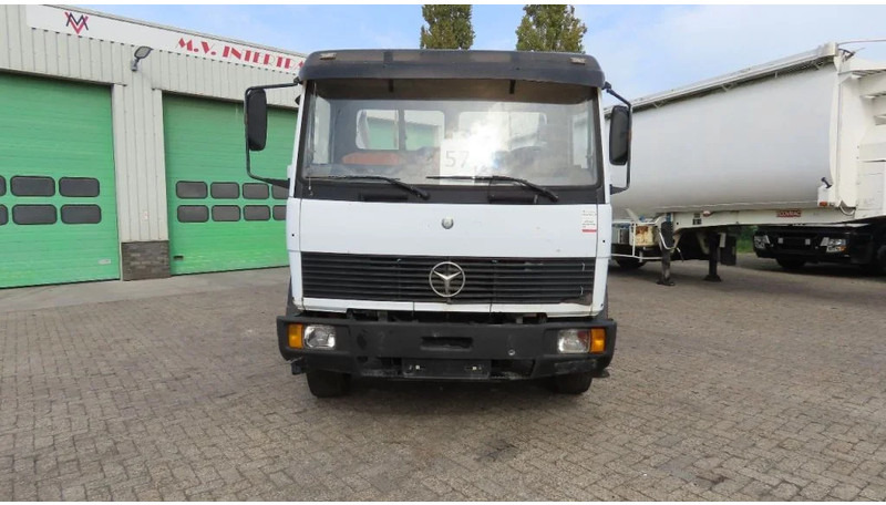 Mercedes-Benz 1514 Manual diesel pomp. Very clean - Kravas automašīna - kabeļu sistēma: foto 4 Mercedes-Benz 1514 Manual diesel pomp. Very clean - Kravas automašīna - kabeļu sistēma: foto 4