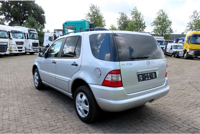 Mercedes-Benz M-Klasse ML ML 270. for export, 5 seats, real leather, Climate - SUV: foto 3 Mercedes-Benz M-Klasse ML ML 270. for export, 5 seats, real leather, Climate - SUV: foto 3