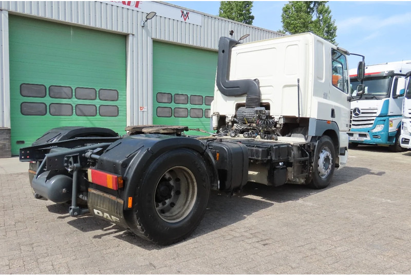 DAF CF 85.410 Manual, Retarder, PTO/Hydraulic, Very clean truck! - Vilcējs: foto 5 DAF CF 85.410 Manual, Retarder, PTO/Hydraulic, Very clean truck! - Vilcējs: foto 5