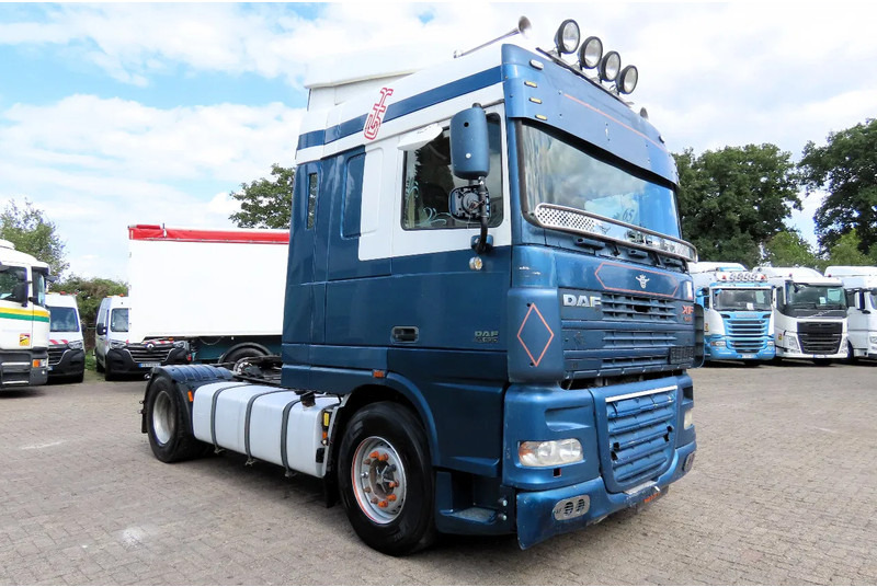 DAF XF 95.530 EURO4. Royal DAF! - Vilcējs: foto 3 DAF XF 95.530 EURO4. Royal DAF! - Vilcējs: foto 3