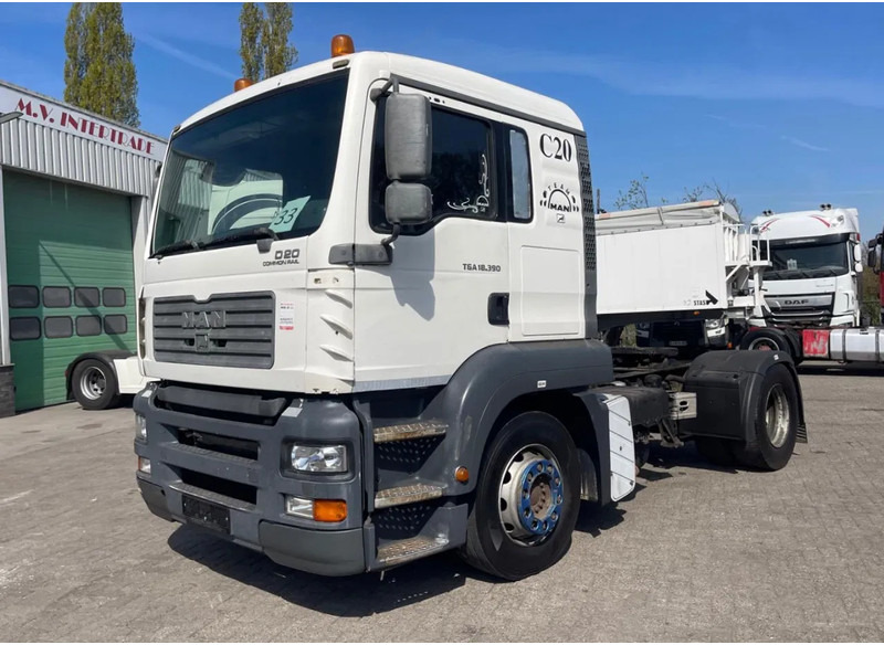 MAN TGA 18.390 Manual - Vilcējs: foto 2 MAN TGA 18.390 Manual - Vilcējs: foto 2