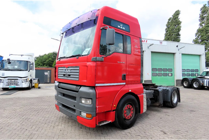 MAN TGA 18.410 Manual gearbox, Manual pomp, PTO, HYDRAULIC - Vilcējs: foto 3 MAN TGA 18.410 Manual gearbox, Manual pomp, PTO, HYDRAULIC - Vilcējs: foto 3