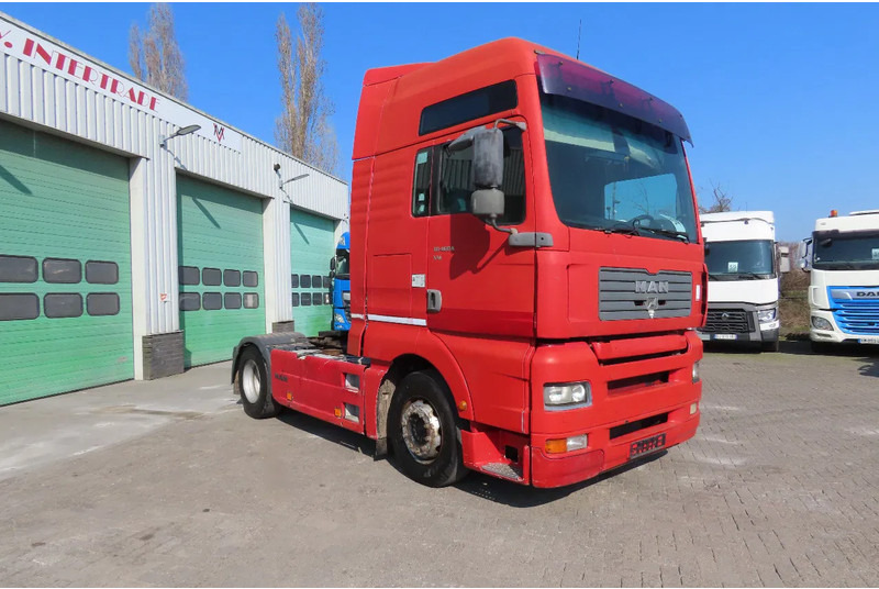MAN TGA 18.460 Manual injection (euro2), Manual gearbox - Vilcējs: foto 1 MAN TGA 18.460 Manual injection (euro2), Manual gearbox - Vilcējs: foto 1