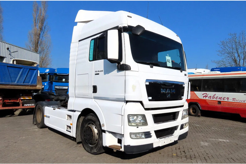 MAN TGX 14.440 EVV EURO5, RETARDER, FRIGO, 2 beds - Vilcējs: foto 1 MAN TGX 14.440 EVV EURO5, RETARDER, FRIGO, 2 beds - Vilcējs: foto 1