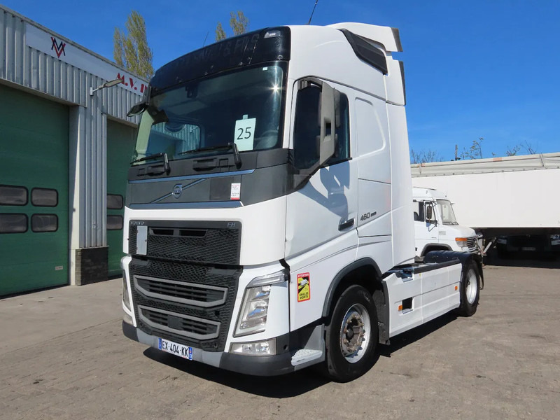Volvo FH 460 YV2RTY0A3JB867622, FRIGO, 2X FUEL TANK, frigo, EURO6 - Vilcējs: foto 2 Volvo FH 460 YV2RTY0A3JB867622, FRIGO, 2X FUEL TANK, frigo, EURO6 - Vilcējs: foto 2