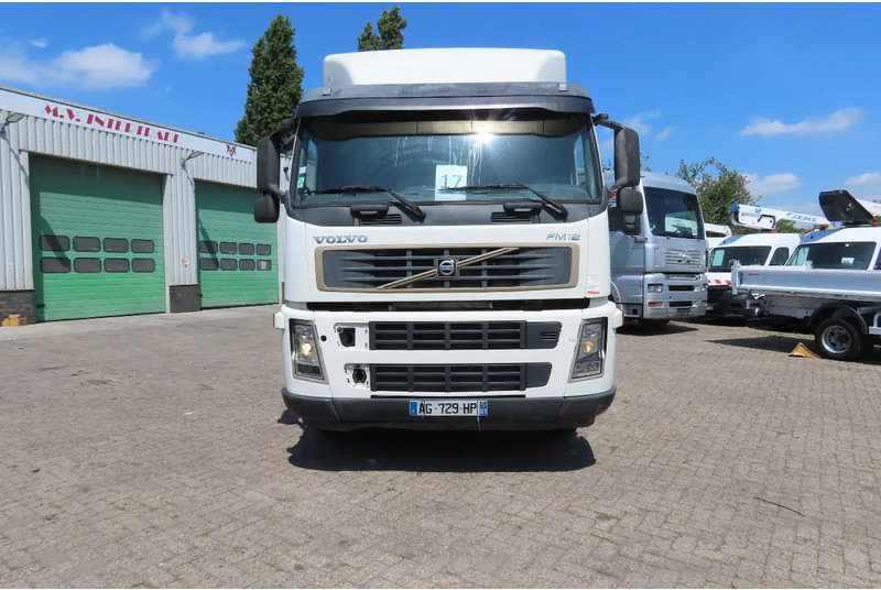 Volvo FM 380 8x4 FULL SPRING. 100% condition! - Šasija kravas automašīna: foto 2 Volvo FM 380 8x4 FULL SPRING. 100% condition! - Šasija kravas automašīna: foto 2