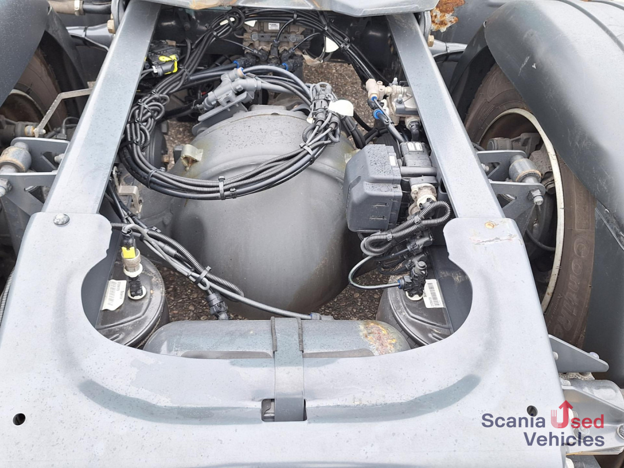 SCANIA R 450 A4x2EB Lowliner !! - Vilcējs: foto 2 SCANIA R 450 A4x2EB Lowliner !! - Vilcējs: foto 2