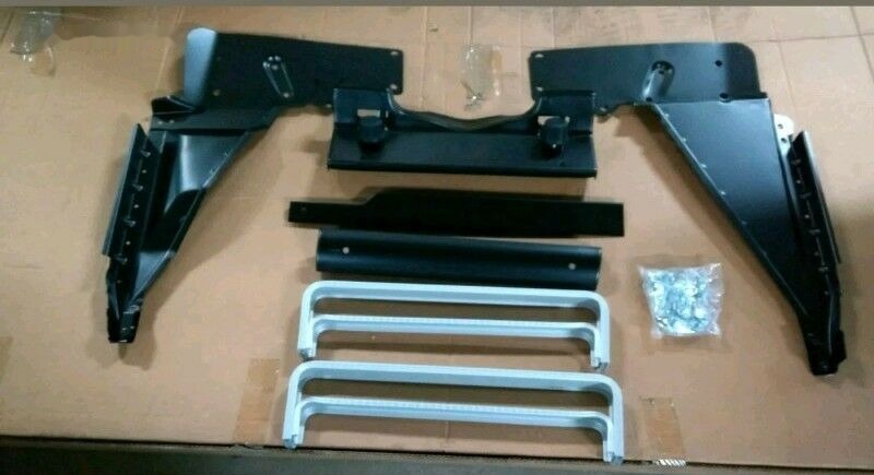 Scania BATTERY COVER REPAIR KIT: STEPS, SIDE BRACKETS Scania R, CR/CP - Akumulators - Kravas automašīna: foto 2 Scania BATTERY COVER REPAIR KIT: STEPS, SIDE BRACKETS Scania R, CR/CP - Akumulators - Kravas automašīna: foto 2