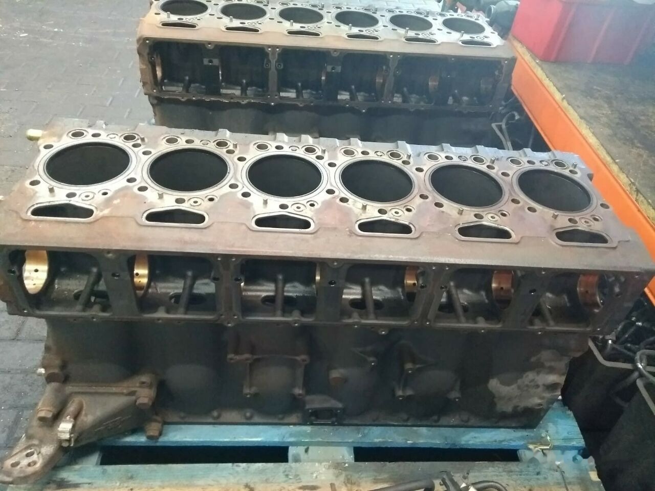 Scania ENGINE BLOCK Scania - Cilindru bloks - Kravas automašīna: foto 3 Scania ENGINE BLOCK Scania - Cilindru bloks - Kravas automašīna: foto 3