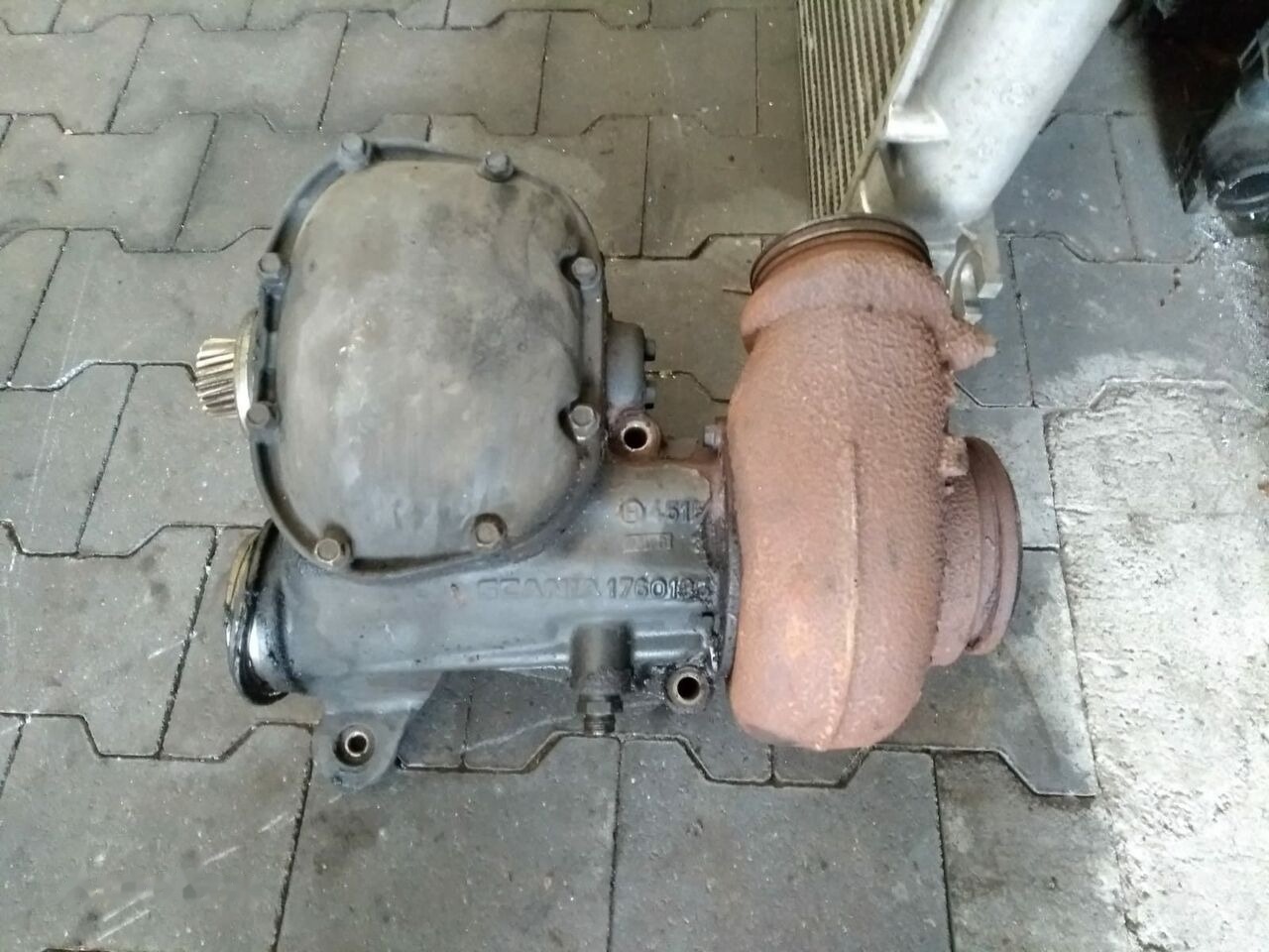Scania TURBOCOMPOUND - Turbīna - Kravas automašīna: foto 2 Scania TURBOCOMPOUND - Turbīna - Kravas automašīna: foto 2