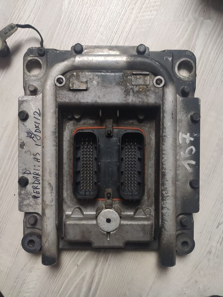 Volvo 20814604 Renault truck - Elektroniskais vadības bloks (ECU) - Kravas automašīna: foto 3 Volvo 20814604 Renault truck - Elektroniskais vadības bloks (ECU) - Kravas automašīna: foto 3