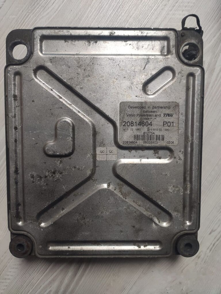 Volvo 20814604 Renault truck - Elektroniskais vadības bloks (ECU) - Kravas automašīna: foto 4 Volvo 20814604 Renault truck - Elektroniskais vadības bloks (ECU) - Kravas automašīna: foto 4