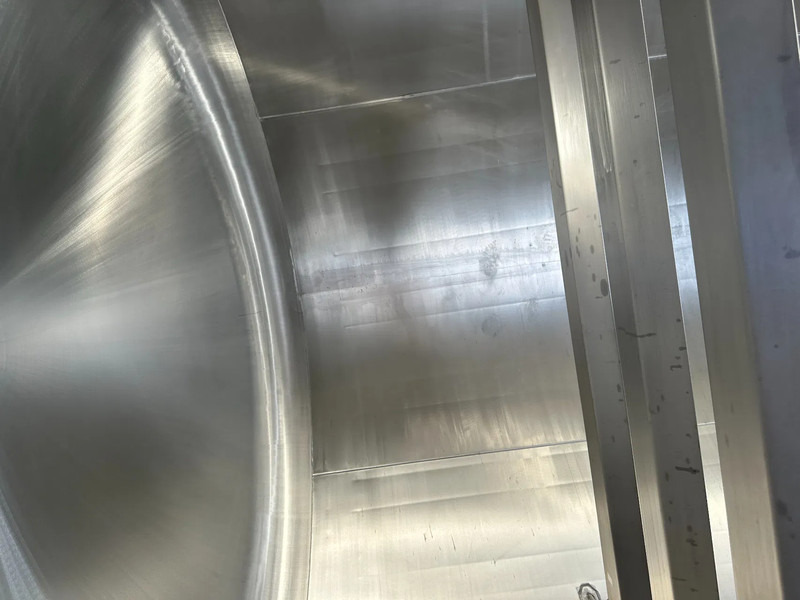 Tank konteiners pārvadāšana ķimikāliju CIMC 20FT ISO, 25.080L / 1-COMP / 3 BAFFELS / 4 covers, 5Y valid until 12/2026: foto 16