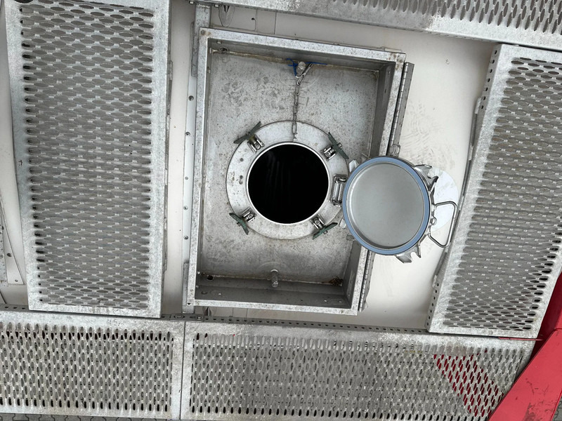 Uzglabāšanas tvertne pārvadāšana degvielas SINGAMAS 20FT ISO, 26.000L/1-COMP/3 BAFFELS/3 manholes, 5Y inspection: 06/2027: foto 17