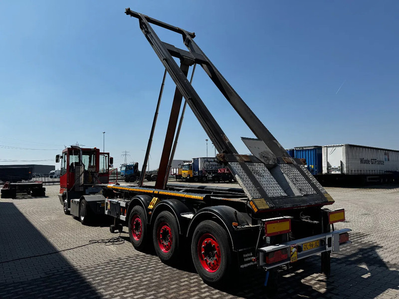 Van Hool 20FT, 66°/380V Tipping-chassis, ADR (EX/II, EX/III, FL, OX, AT), SAF, 2 liftaxles - Puspiekabe noņemamā virsbūve/ Konteineru vedējs: foto 1 Van Hool 20FT, 66°/380V Tipping-chassis, ADR (EX/II, EX/III, FL, OX, AT), SAF, 2 liftaxles - Puspiekabe noņemamā virsbūve/ Konteineru vedējs: foto 1