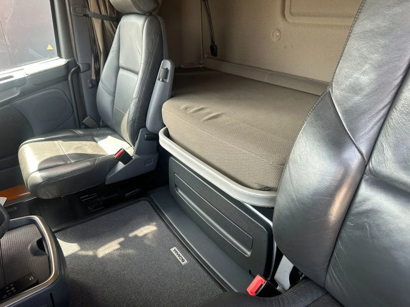 Vilcējs Scania R450 4x2, RETARDER, EURO-6, mega, full air, NL-truck, APK: 02/2026: foto 13