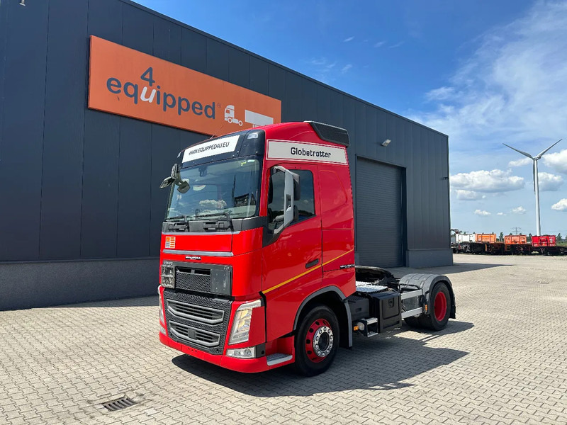 Volvo FH 13.420 Globetrotter, ADR (EX/II, EX/III, FL, AT, OX), EURO-6, 526.122km - Vilcējs: foto 1 Volvo FH 13.420 Globetrotter, ADR (EX/II, EX/III, FL, AT, OX), EURO-6, 526.122km - Vilcējs: foto 1