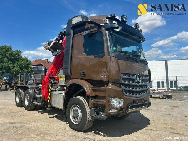MERCEDES-BENZ Arocs 3351/6x6/Palfinger Epolsion S260/Langholz - Kokvedējs: foto 2 MERCEDES-BENZ Arocs 3351/6x6/Palfinger Epolsion S260/Langholz - Kokvedējs: foto 2
