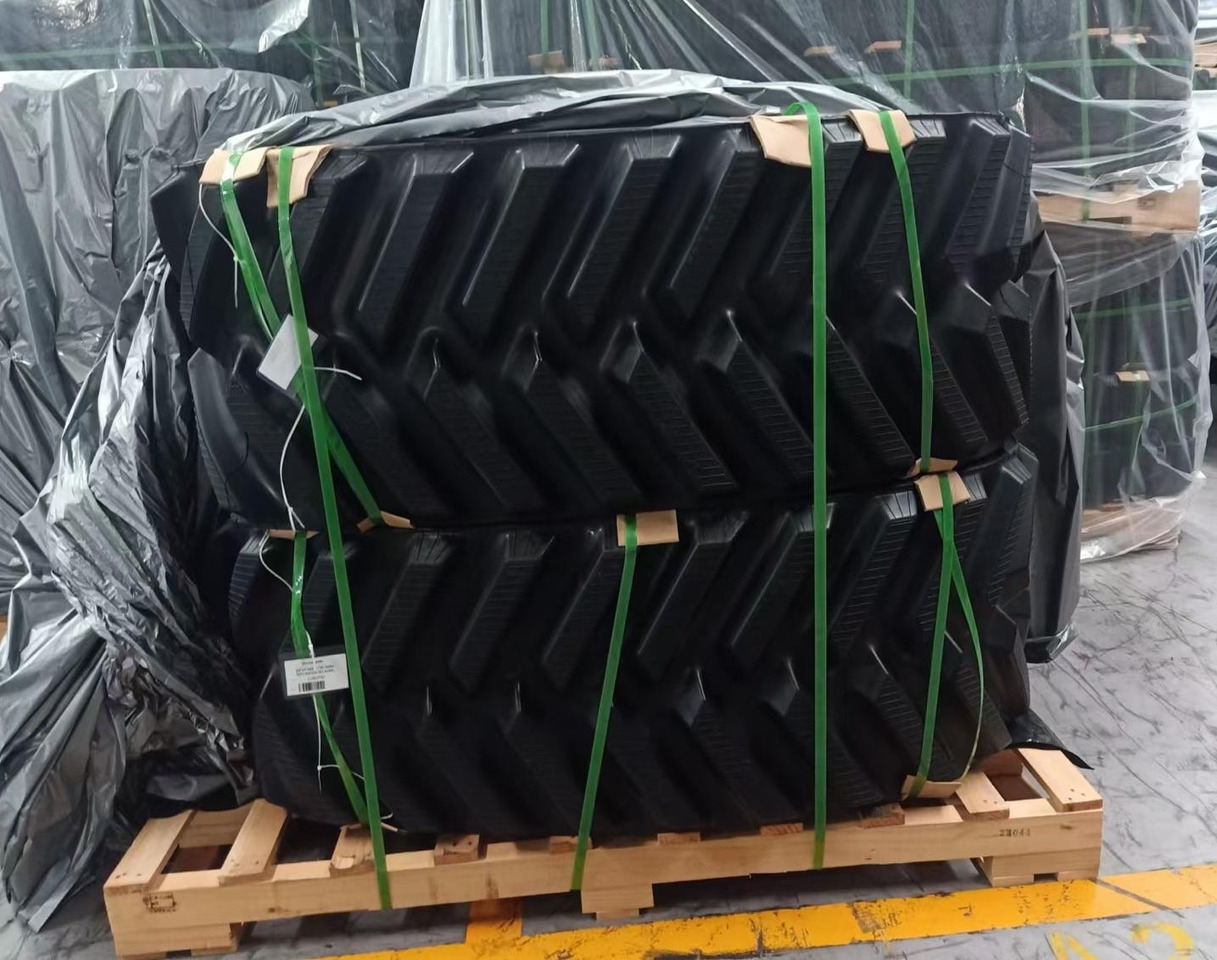Rubber track for John Deere 8RX front / avant 24" FRONT / AVANT - Kāpurķēdes - Kāpurķēžu traktors: foto 3 Rubber track for John Deere 8RX front / avant 24" FRONT / AVANT - Kāpurķēdes - Kāpurķēžu traktors: foto 3