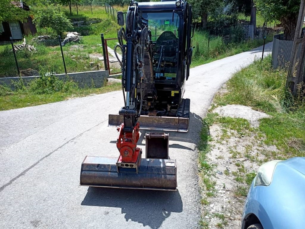 CAT 301.6 05A - Mini-ekskavators: foto 5 CAT 301.6 05A - Mini-ekskavators: foto 5