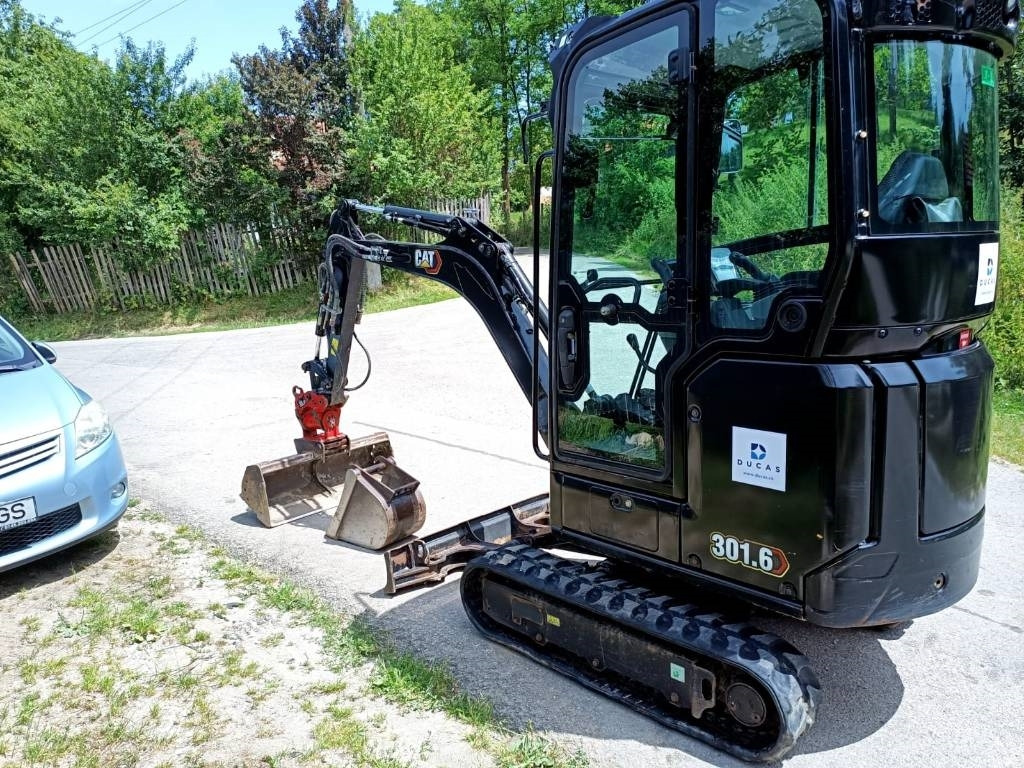 CAT 301.6 05A - Mini-ekskavators: foto 4 CAT 301.6 05A - Mini-ekskavators: foto 4