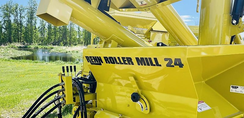 Degelman RENN RMC 24 Walzenmühle - Tehnika pēc ražas: foto 2 Degelman RENN RMC 24 Walzenmühle - Tehnika pēc ražas: foto 2