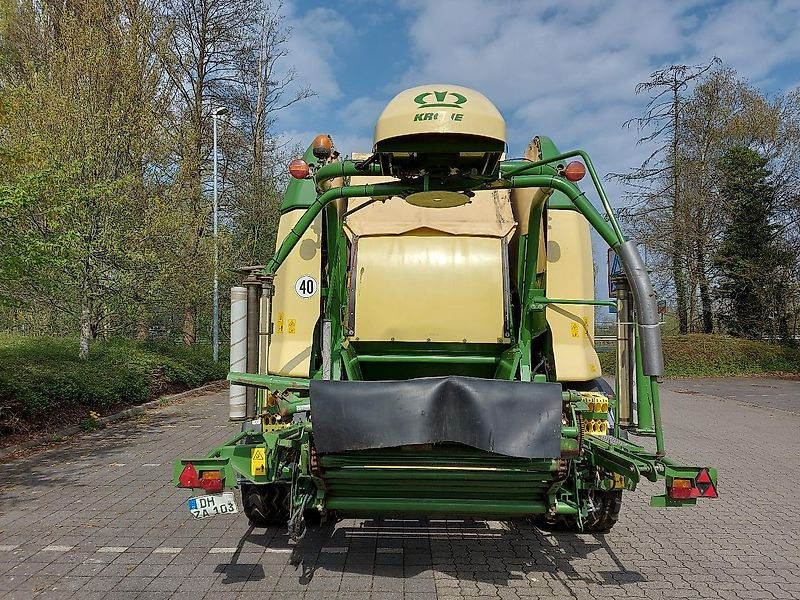 Krone COMPRIMA CF 155 XC X - Rituļu prese: foto 4 Krone COMPRIMA CF 155 XC X - Rituļu prese: foto 4