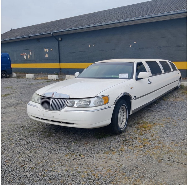 Lincoln FM-81 - Vieglā automašīna: foto 1 Lincoln FM-81 - Vieglā automašīna: foto 1