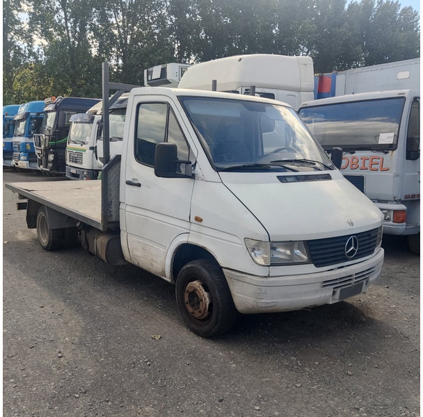 Mercedes-Benz TN-412-DD - Automašīna ar kravas platformu: foto 2 Mercedes-Benz TN-412-DD - Automašīna ar kravas platformu: foto 2