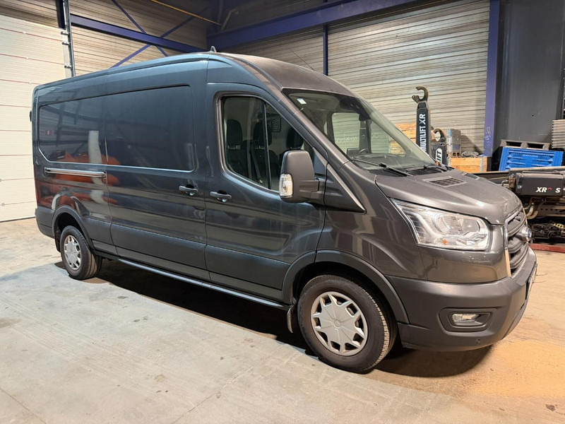 Ford Transit 350 L2H2 TREND - AUTO - CAMERA - NAVI - PDC - A/C - 2.0 D - 170HP - *NEW CONDITION / WIE NEU* - GREY METALLIC - Kravas mikroautobuss: foto 1 Ford Transit 350 L2H2 TREND - AUTO - CAMERA - NAVI - PDC - A/C - 2.0 D - 170HP - *NEW CONDITION / WIE NEU* - GREY METALLIC - Kravas mikroautobuss: foto 1