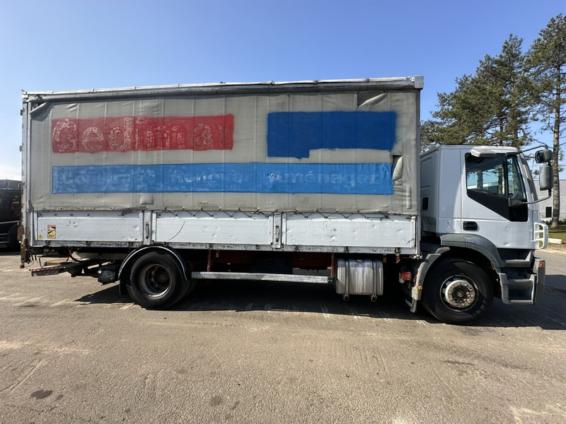 Iveco STRALIS 270 - 190S27 4x2 BACHER RIDELLES / BOX + ALU SIDE BOARDS - 6m90 - MANUAL ZF - EURO 3 - AIR SUSPENSION - Kravas automašīna ar tentu: foto 4 Iveco STRALIS 270 - 190S27 4x2 BACHER RIDELLES / BOX + ALU SIDE BOARDS - 6m90 - MANUAL ZF - EURO 3 - AIR SUSPENSION - Kravas automašīna ar tentu: foto 4