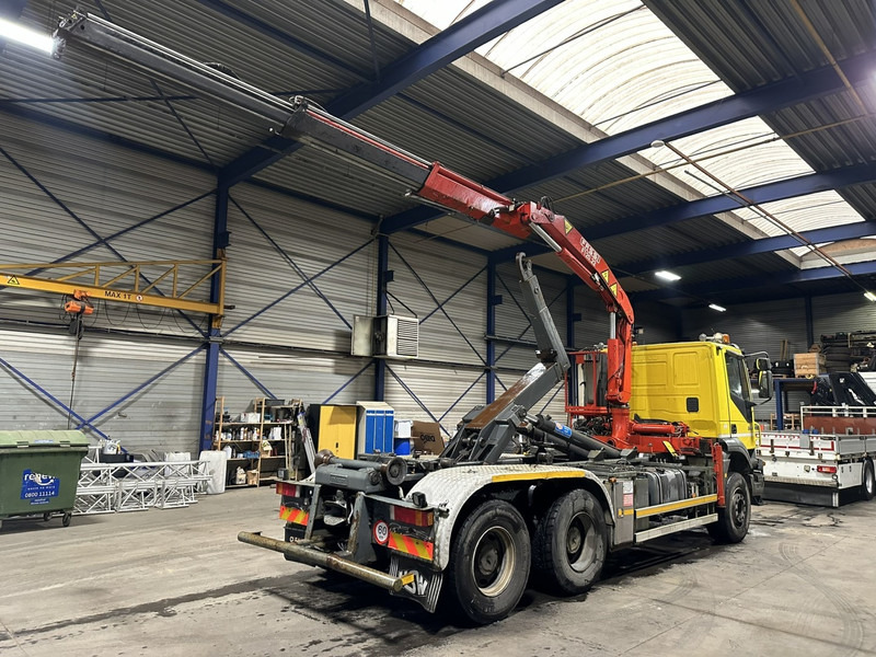 Iveco TRAKKER 350 6x4 HOOKLIFT + CRANE FASSI F120.22 (5/6 F) - *342.000km* - STEEL SPRING / BIG AXLES - AS TRONIC AUTOMATIC GEARBOX - Pacēlājs ar āķi, Kravas auto ar manipulatoru: foto 5 Iveco TRAKKER 350 6x4 HOOKLIFT + CRANE FASSI F120.22 (5/6 F) - *342.000km* - STEEL SPRING / BIG AXLES - AS TRONIC AUTOMATIC GEARBOX - Pacēlājs ar āķi, Kravas auto ar manipulatoru: foto 5