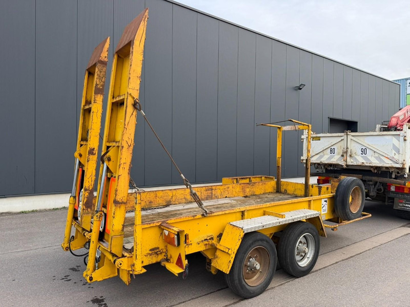 Louault R2CAS06 6T LOWLOADER / TIEFLADER / PORTE CHAR - HYDR RAMPS - STEEL SPRING / LAMES / BLATT - Piekabe zema profila platforma: foto 3 Louault R2CAS06 6T LOWLOADER / TIEFLADER / PORTE CHAR - HYDR RAMPS - STEEL SPRING / LAMES / BLATT - Piekabe zema profila platforma: foto 3