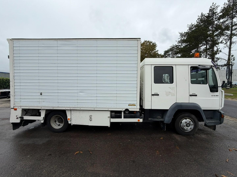 MAN LE 8.180 CLOSED BOX / KOFFER - DOKA - MANUAL GEARBOX - *248.000km* - STEEL SPRING / BLATT / LAMES - BE TRUCK - Kravas automašīna ar slēgto virsbūvi: foto 4 MAN LE 8.180 CLOSED BOX / KOFFER - DOKA - MANUAL GEARBOX - *248.000km* - STEEL SPRING / BLATT / LAMES - BE TRUCK - Kravas automašīna ar slēgto virsbūvi: foto 4